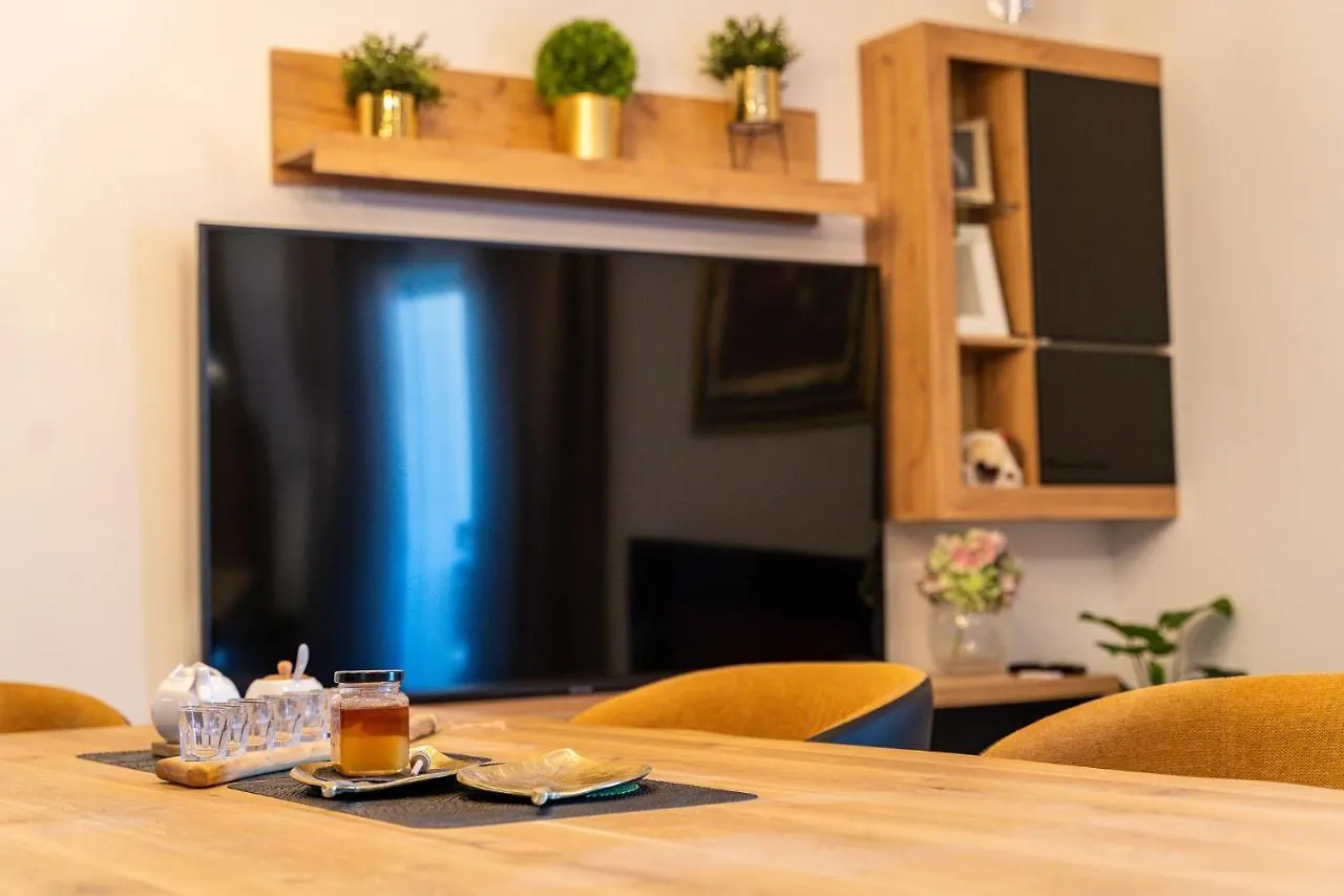 Apartment Daria Vinjerac